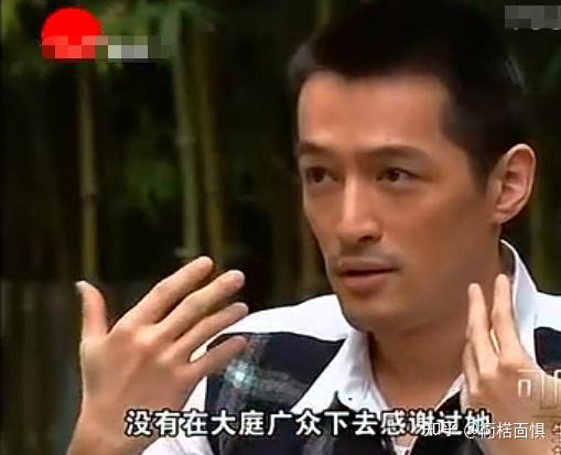 胡歌薛佳凝照片