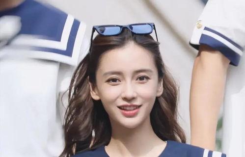 杨颖模特时期生活照,光影中的青春印记